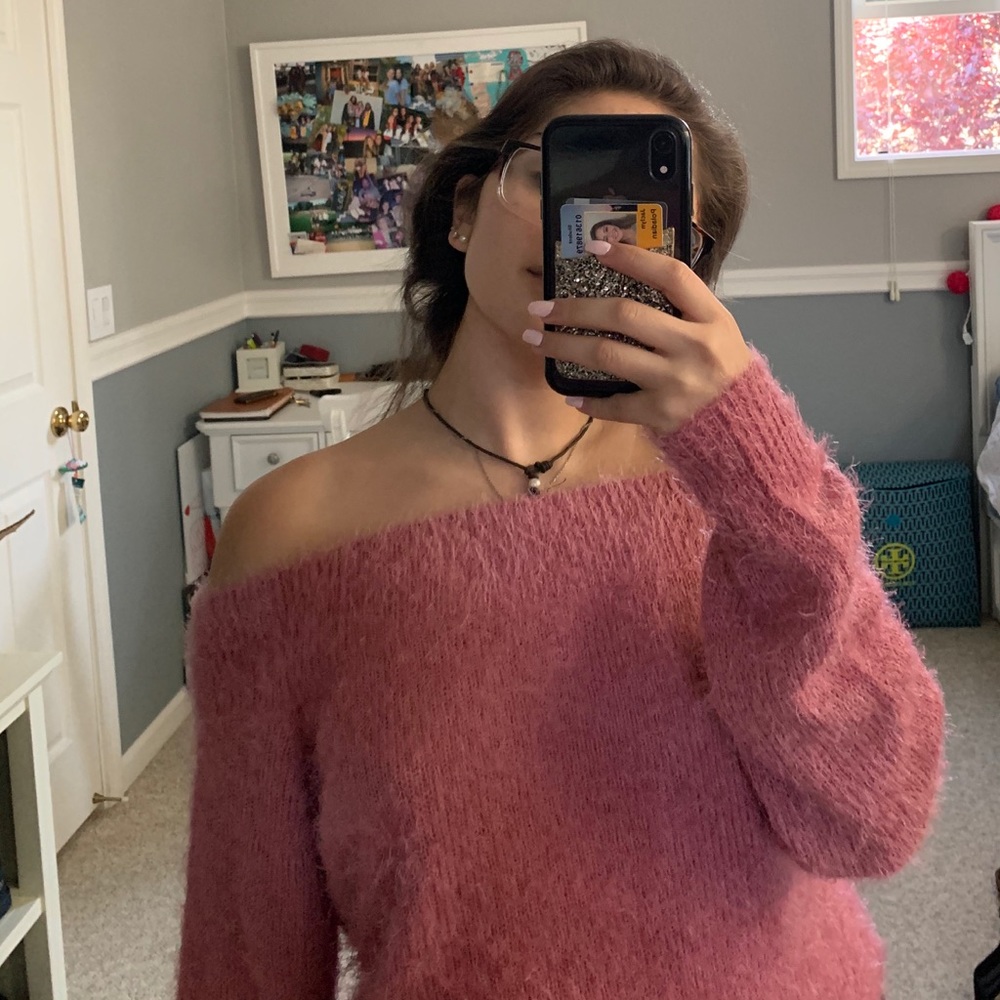Pink off the shoulder
